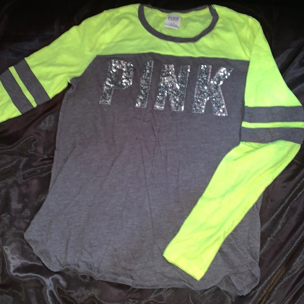 PINK Victoria’s Secret long sleeve